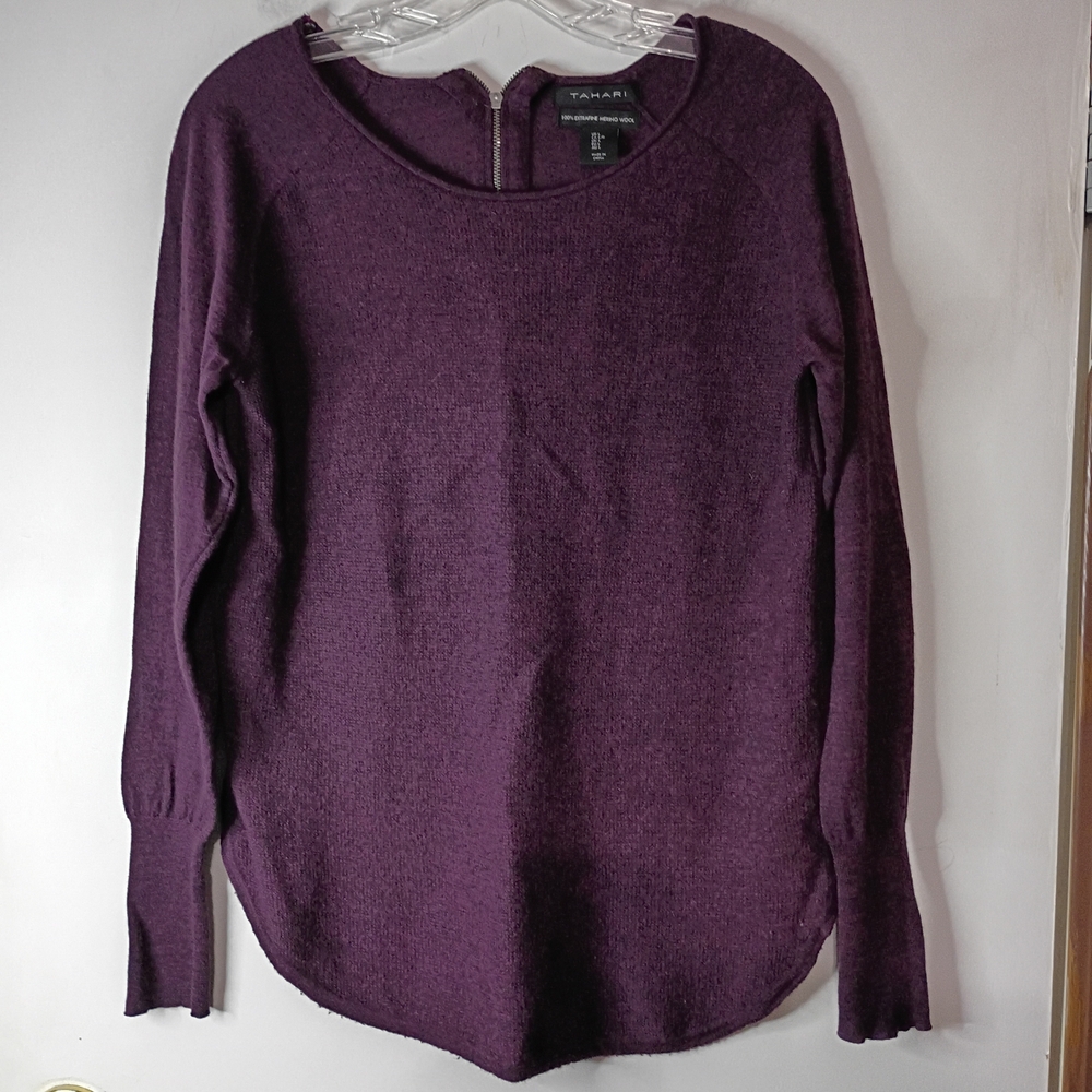 Tahari Merino Wool Pullover Sweater Women's Large Purple 1/4 Zip Back